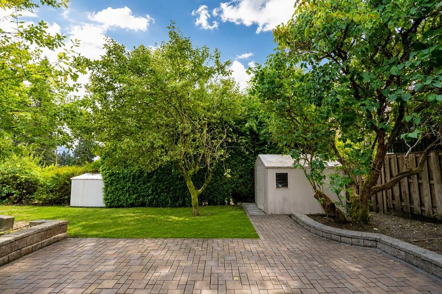 799 Donegal Place North Vancouver, BC - 19