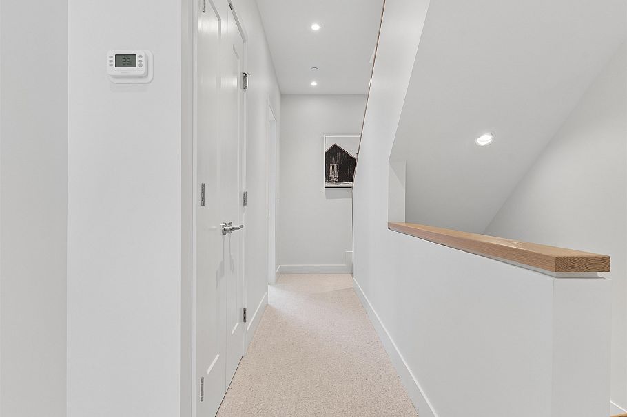 2 3058 W 34th Avenue Vancouver, BC - 26