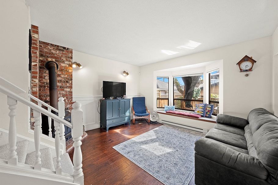 1554 W 65th Ave Avenue Vancouver, BC - 2
