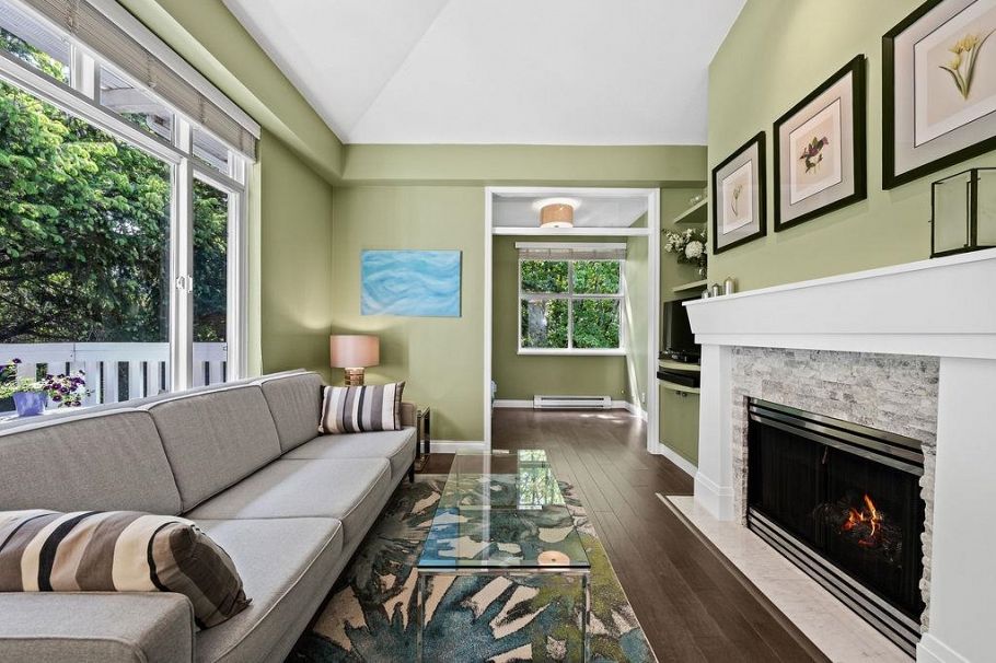 313 1675 W 10th Avenue Vancouver, BC - 10