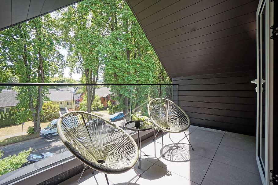 1 3315 W 10th Street Vancouver, BC - 20