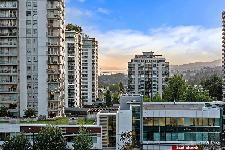 704 125 E 14th Street North Vancouver, BC - 28