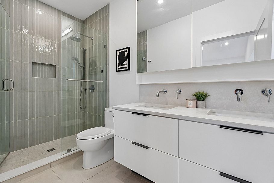 1234 E 19th Avenue Vancouver, BC - 16