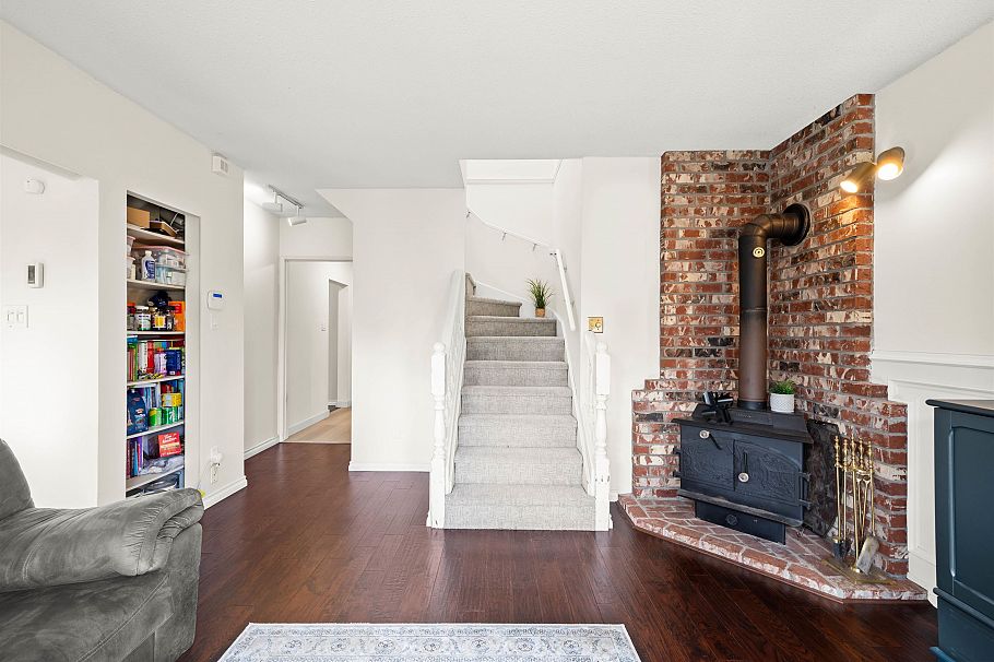 1554 W 65th Ave Avenue Vancouver, BC - 5