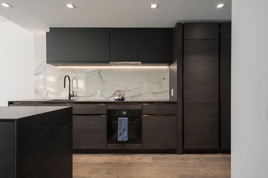 2004 620 Cardero Street Vancouver, BC - 10