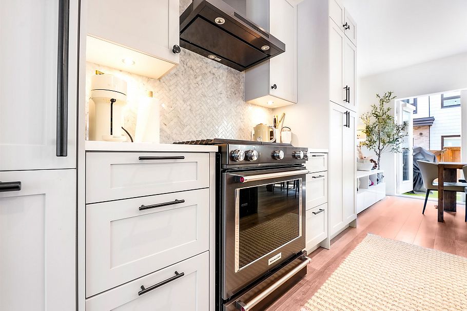 127 525 E 2nd Street North Vancouver, BC - 4