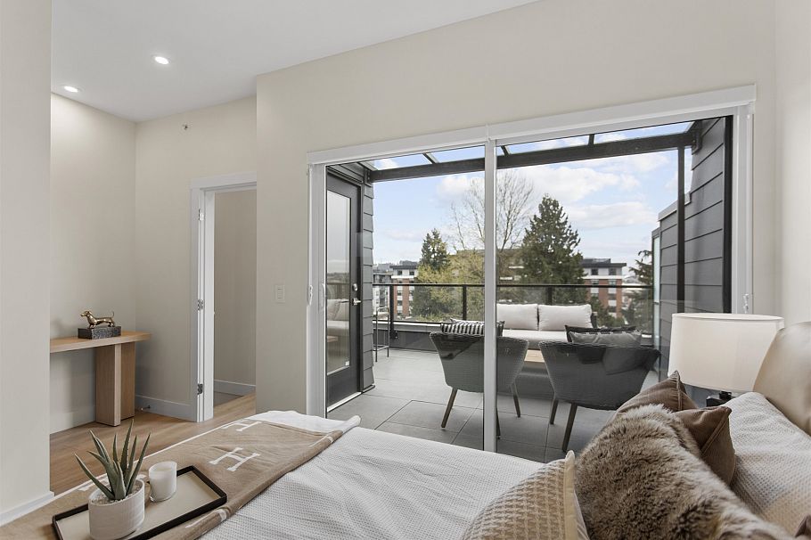 311 342 Mountain Highway North Vancouver, BC - 28