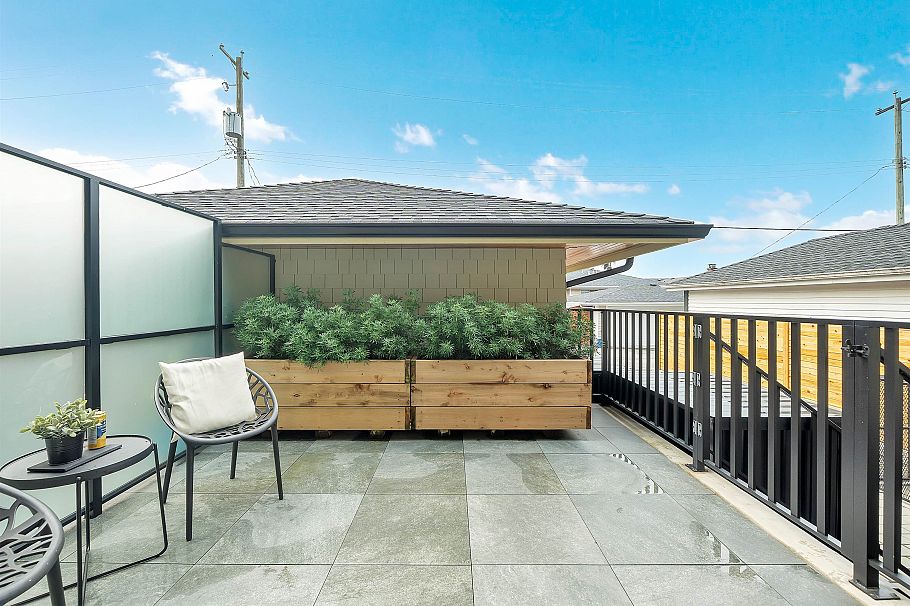 265 W 6th Street North Vancouver, BC - 12