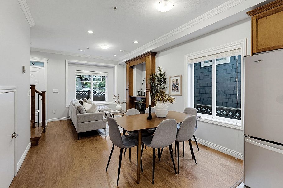 2139 Triumph Street Vancouver, BC - 1