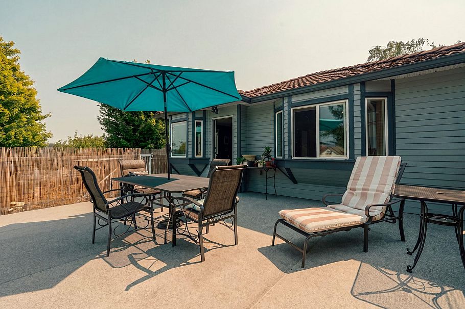 2183 Napier Street Vancouver, BC - 33