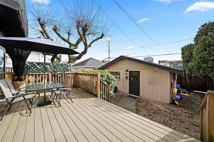 1554 W 65th Ave Avenue Vancouver, BC - 29