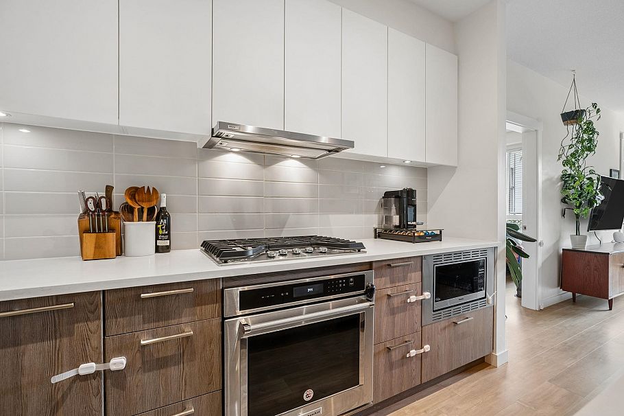 105 625 E 3rd Street North Vancouver, BC - 14