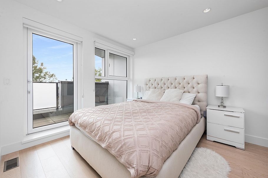 138 W Woodstock Avenue Vancouver, BC - 13