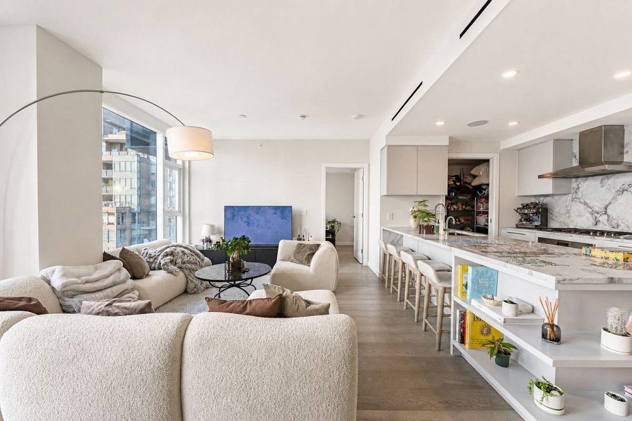 3005 1335 Howe Street Vancouver, BC - 10