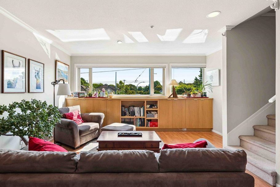 13 2389 Charles Street Vancouver, BC - 35