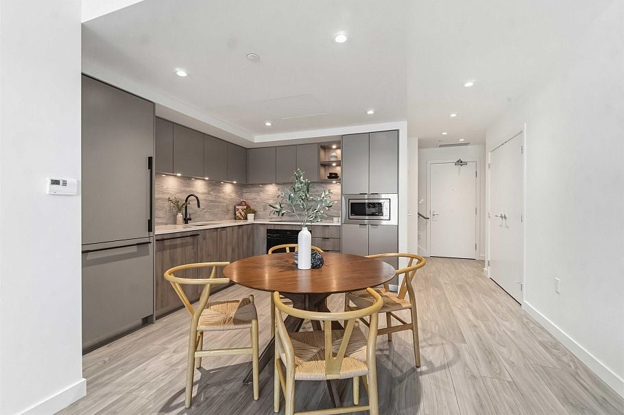 TH 109 755 Harbourside Drive North Vancouver, BC - 4