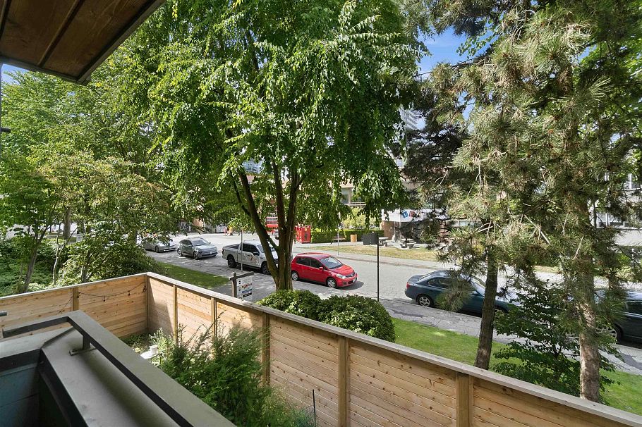 202 1476 W 10th Avenue Vancouver, BC - 22