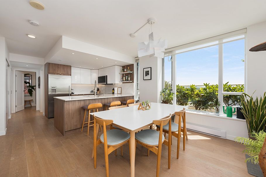 2405 550 Taylor Street Vancouver, BC - 3