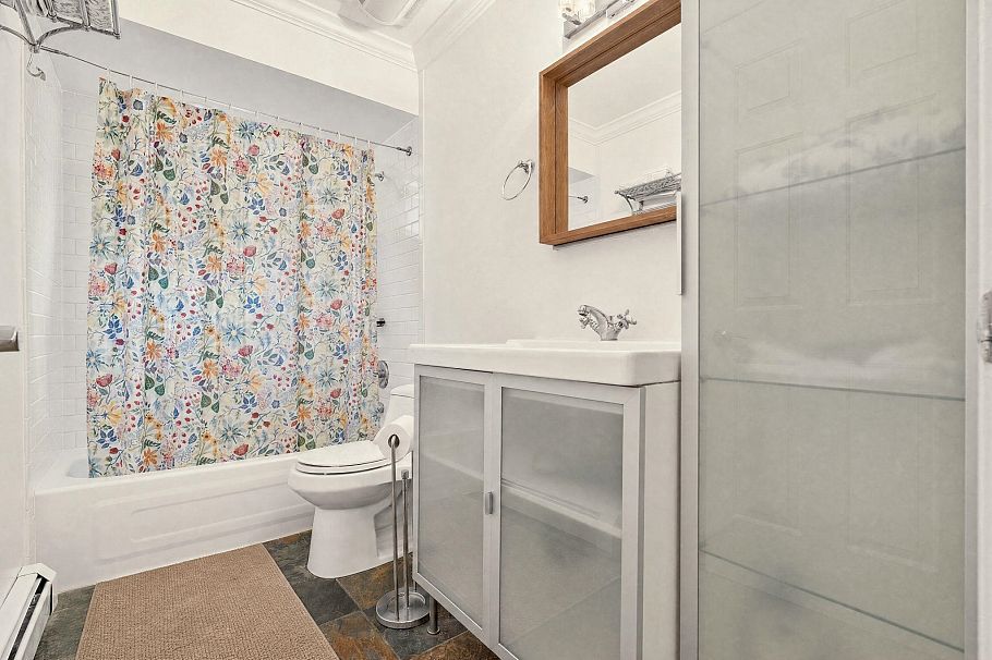 2183 Napier Street Vancouver, BC - 31
