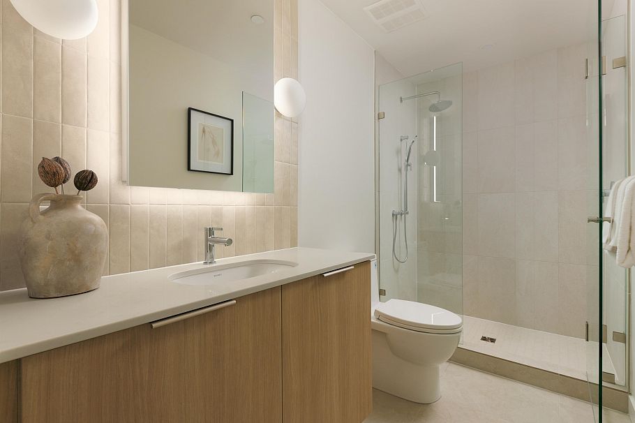 593 E 49th Avenue Vancouver, BC - 14