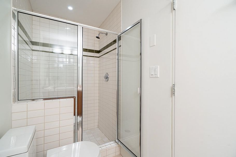 1 1425 W 11th Avenue Vancouver, BC - 34