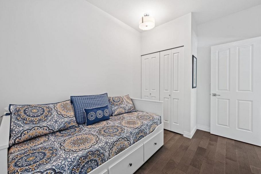 313 1675 W 10th Avenue Vancouver, BC - 19