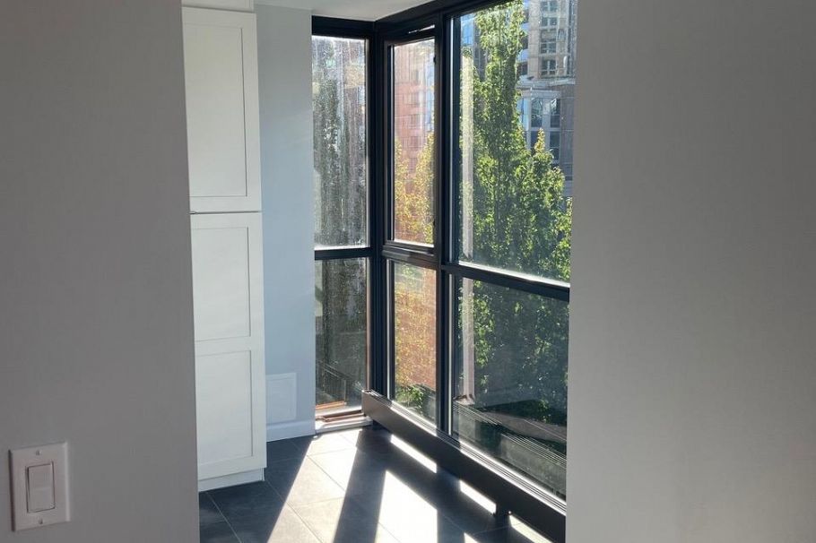 701 289 Drake Street Vancouver, BC - 9