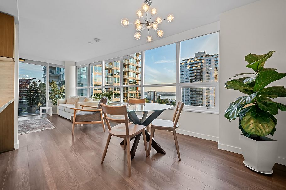 704 125 E 14th Street North Vancouver, BC - 9