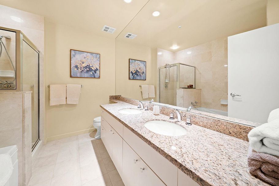 PH3 1790 Bayshore Drive Vancouver, BC - 8