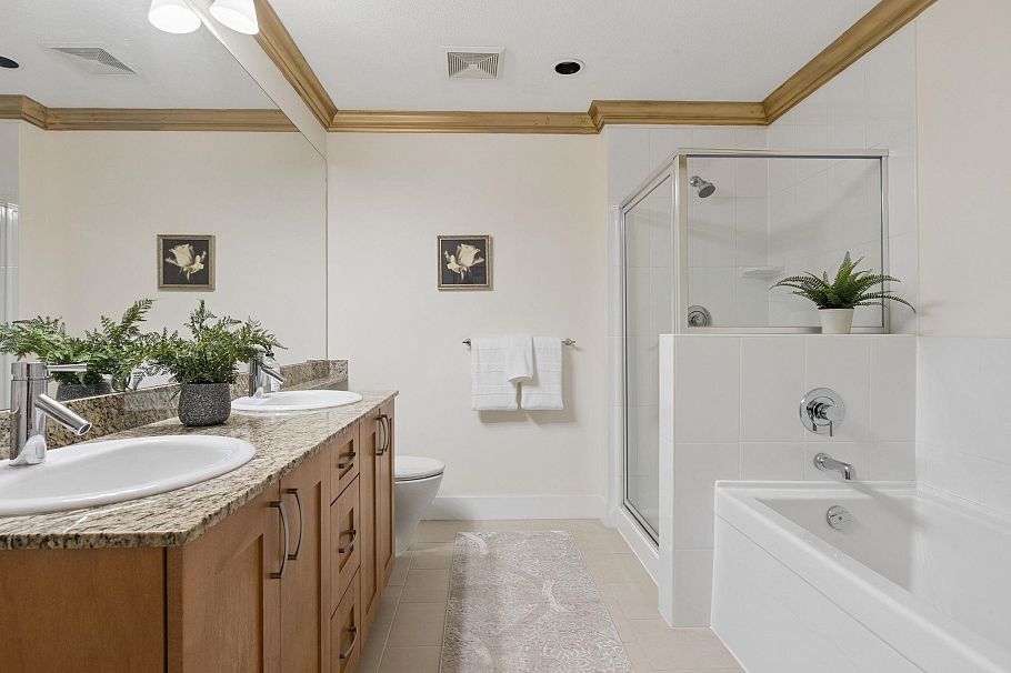 203 1111 E 27th Street North Vancouver, BC - 13