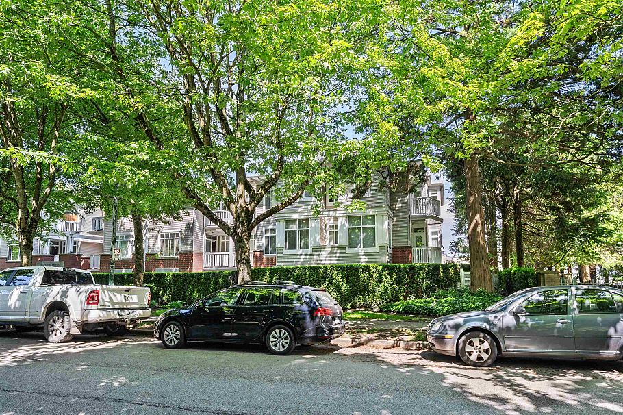 313 1675 W 10th Avenue Vancouver, BC - 29