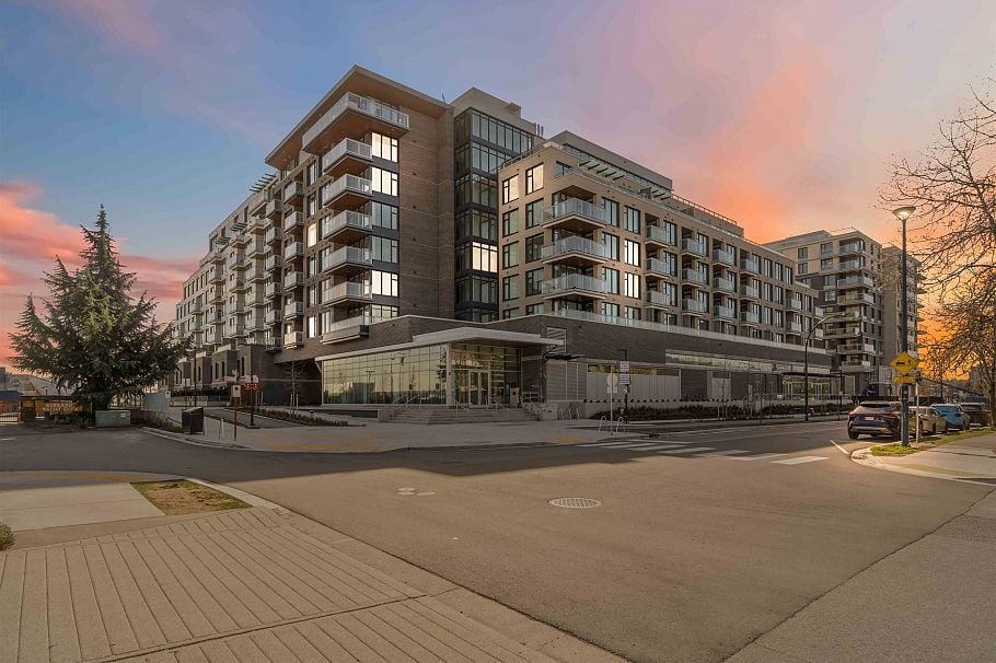 TH 109 755 Harbourside Drive North Vancouver, BC - 1