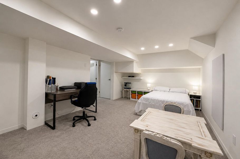 1741 Rufus Drive North Vancouver, BC - 20