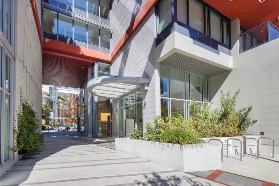 302 161 E 1st Avenue Vancouver, BC - 2