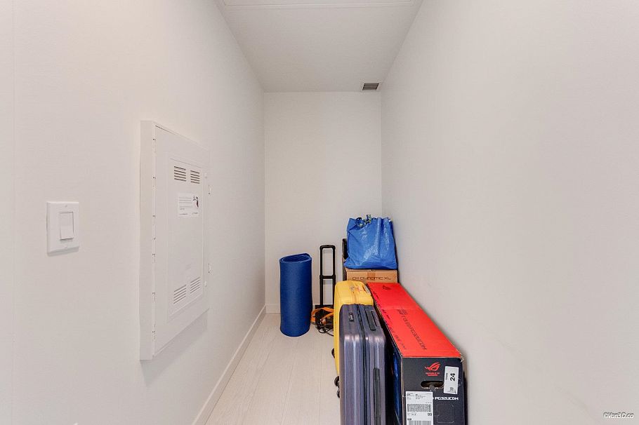 628 180 E 2nd Avenue Vancouver, BC - 25