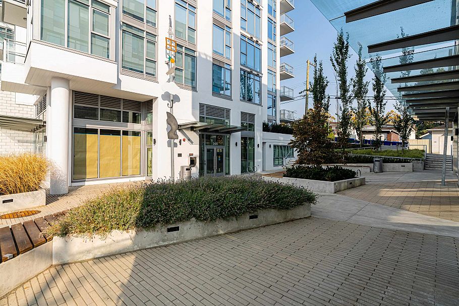 204 2435 Kingsway Vancouver, BC - 28