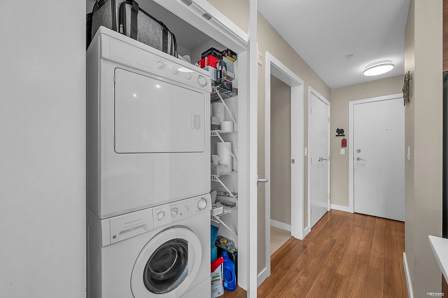 401 1677 Lloyd Avenue North Vancouver, BC - 15