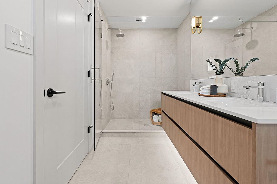 3 1491 Devonshire Crescent Vancouver, BC - 34