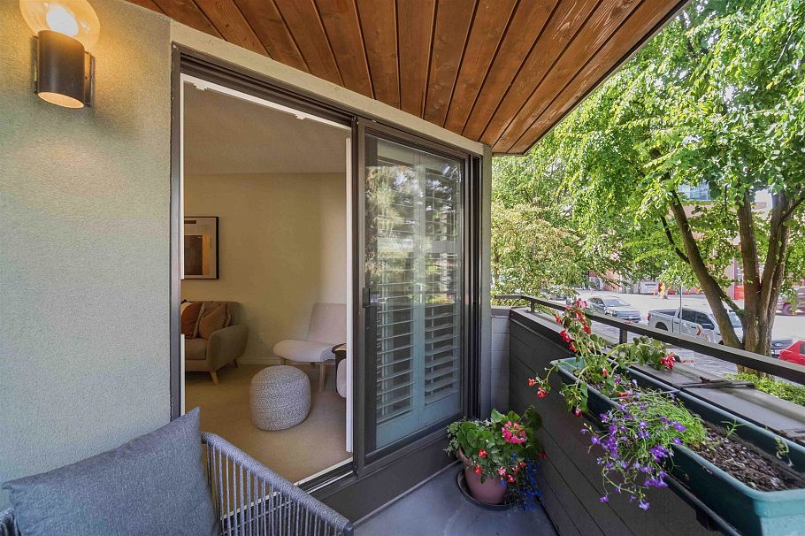 202 1476 W 10th Avenue Vancouver, BC - 20
