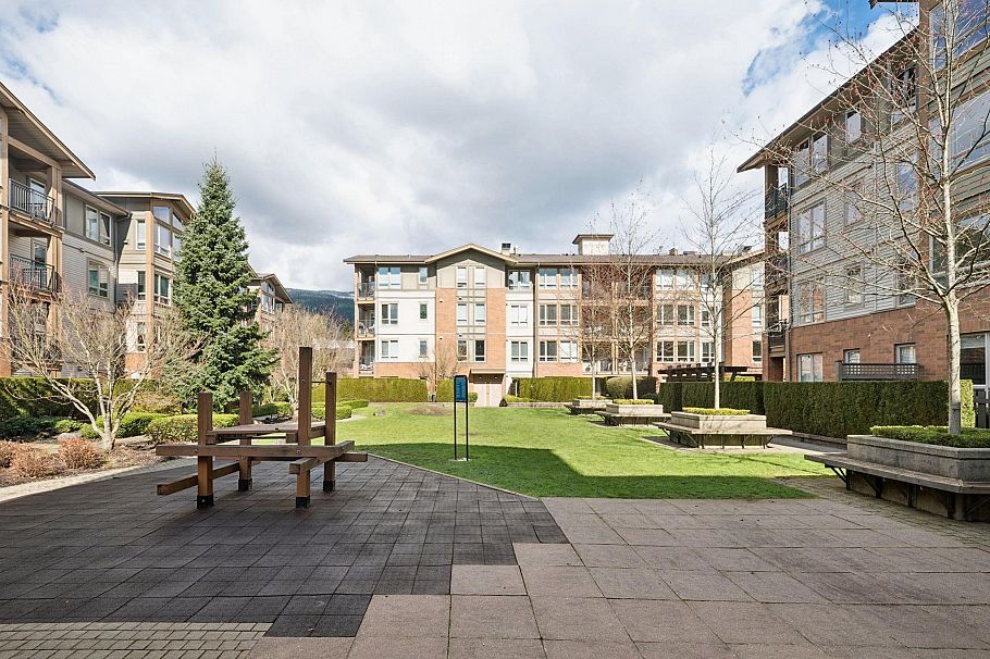 203 1111 E 27th Street North Vancouver, BC - 20