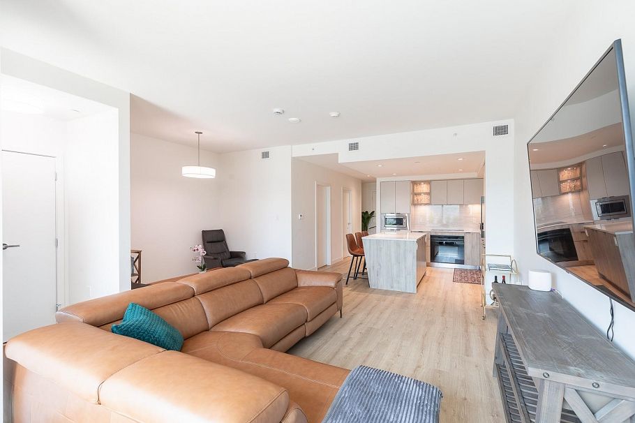 107 755 Harbourside Drive North Vancouver, BC - 8