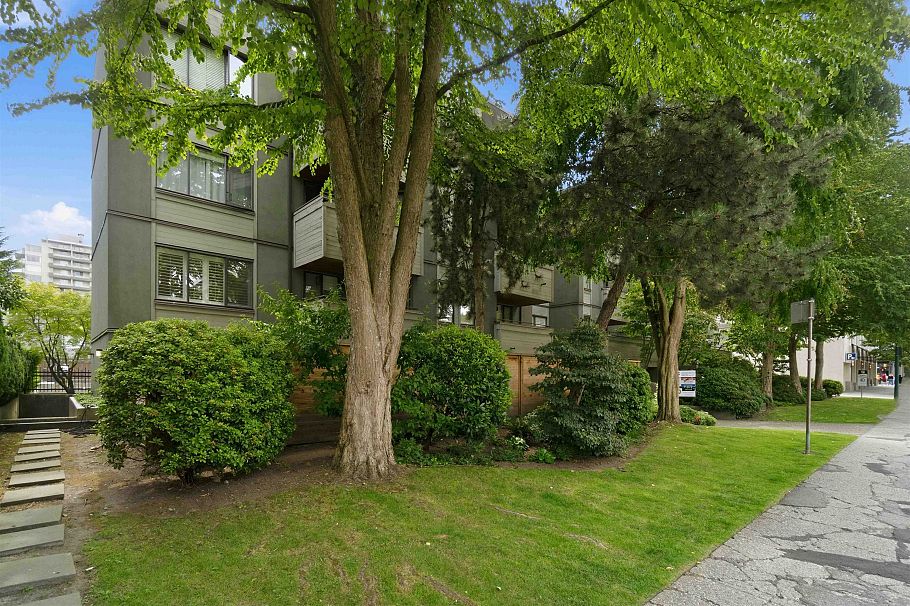 202 1476 W 10th Avenue Vancouver, BC - 24