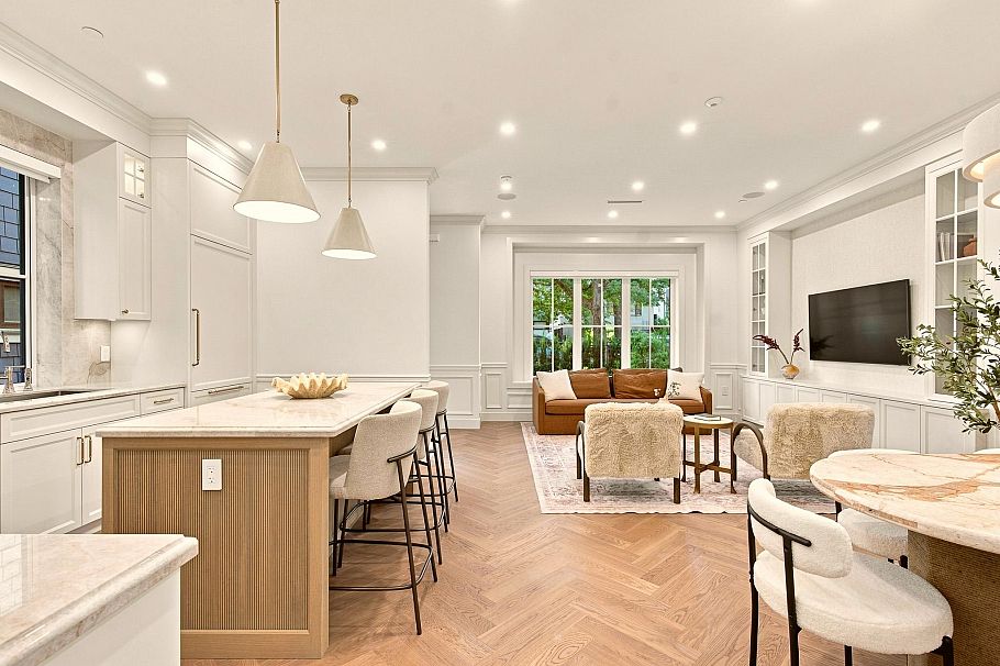 1 127 W 17th Avenue Vancouver, BC - 17