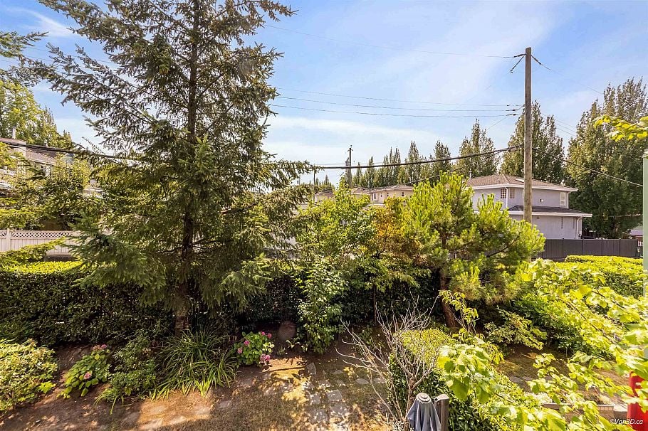 209 5818 Lincoln Street Vancouver, BC - 9