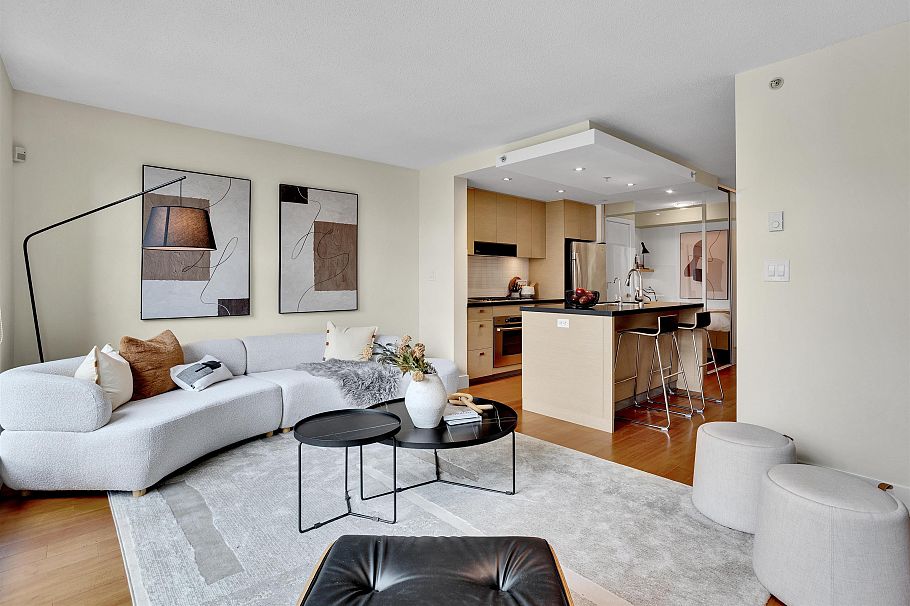 202 1530 W 8th Avenue Vancouver, BC - 8
