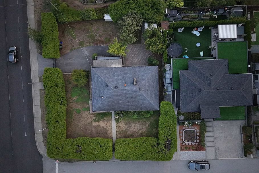 799 Donegal Place North Vancouver, BC - 37
