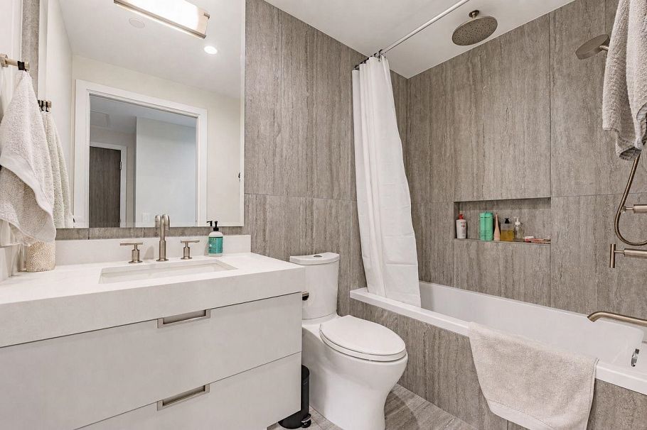 3005 1335 Howe Street Vancouver, BC - 18
