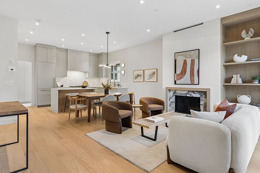 2 3058 W 34th Avenue Vancouver, BC - 13