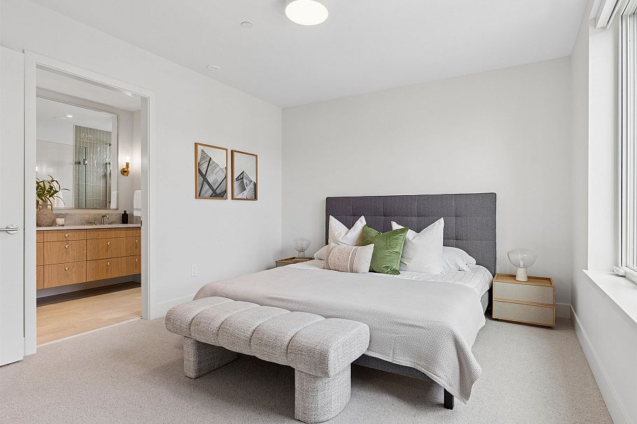 2 3058 W 34th Avenue Vancouver, BC - 15