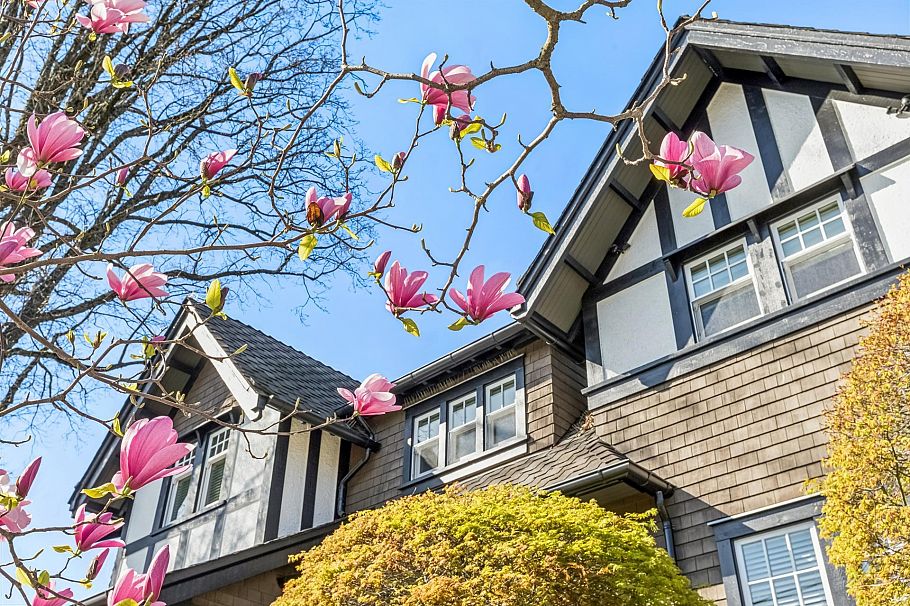 303 116 W 23rd Street North Vancouver, BC - 30